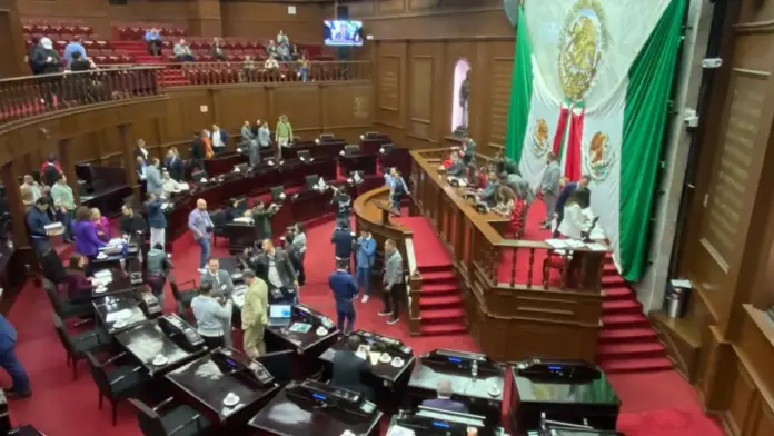 Prohibición de deuda pública será analizada por legisladores