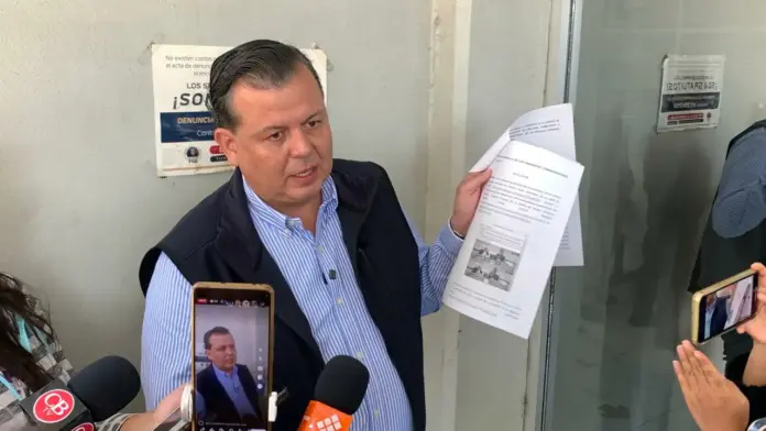 Memo Valencia denuncia a Godoy ante la FGE