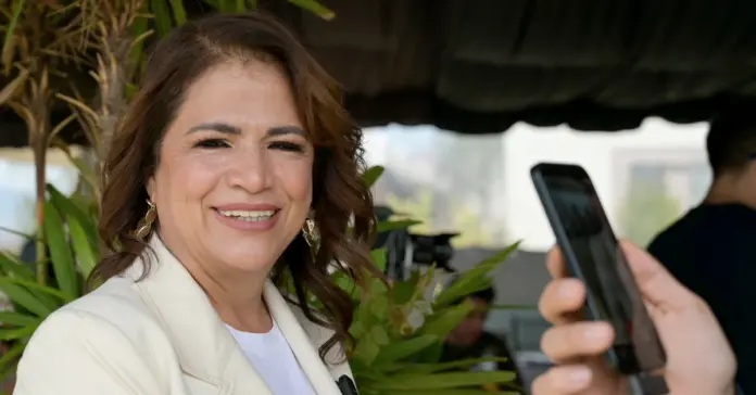 Fabiola Alanís Sámano, aspirante a la candidatura de Michoacán.